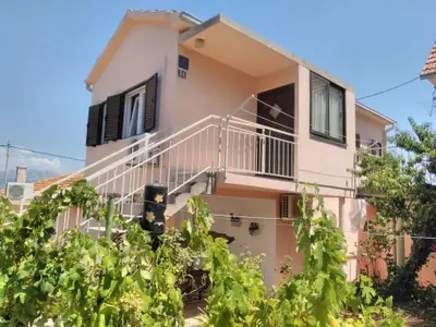 Ferienhaus für 6 Personen (70 m²) in Slatine 2/10