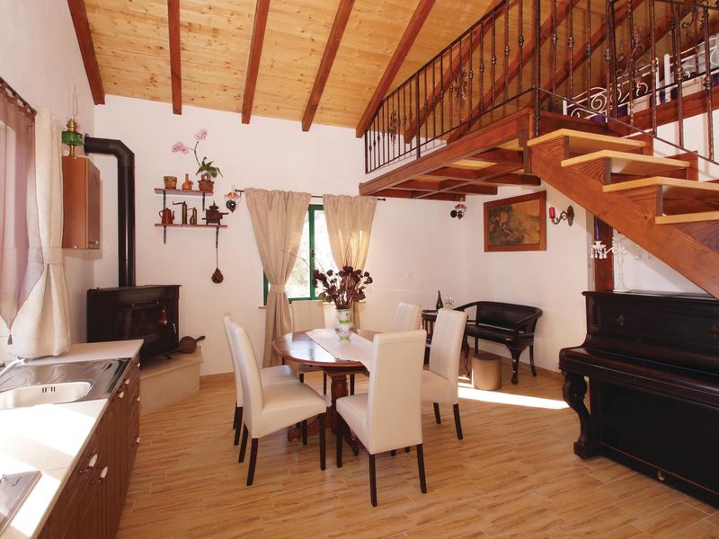 23723513-Ferienhaus-4-Smokvica-800x600-2