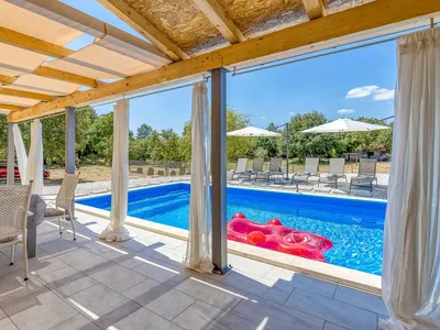 Ferienhaus für 6 Personen (80 m²) in Smoljanci 9/10