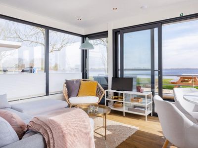 Wohnzimmer mit Blick &uuml;bers Sneekermeer