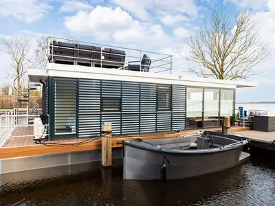 Hausboot f&uuml;r 4 Personen