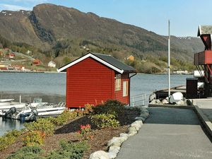 19318691-Ferienhaus-4-Sørbøvåg-300x225-5