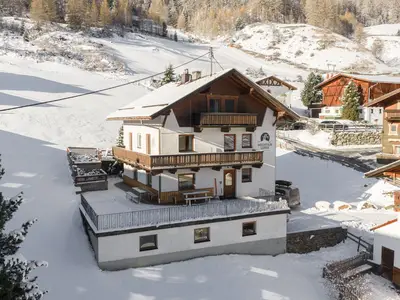 Mountain Lodge Sölden ski in & out