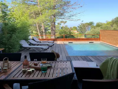 PoolOfHouse