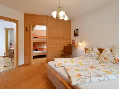 Schlafzimmer1