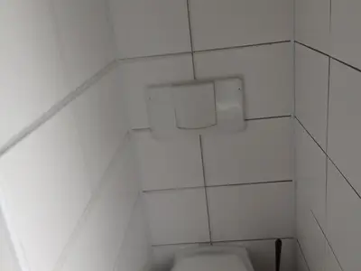 WC WC