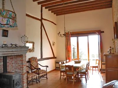 DiningRoom