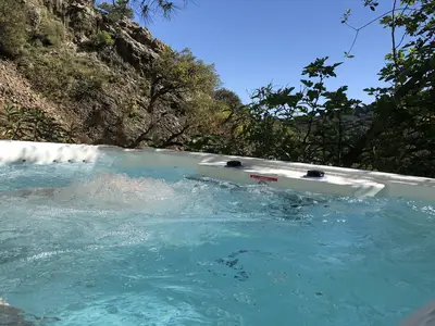 PoolOfHouse