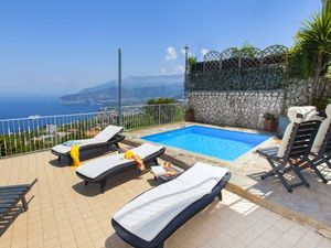 21638803-Ferienhaus-6-Sorrento-300x225-3