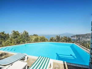 21663899-Ferienhaus-5-Sorrento-300x225-1