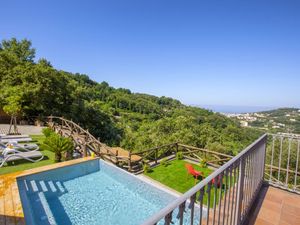 23692149-Ferienhaus-5-Sorrento-300x225-0