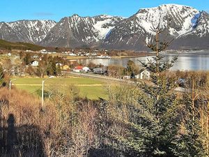 23453205-Ferienhaus-8-Sortland-300x225-4