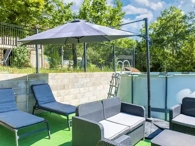 PoolOfHouse