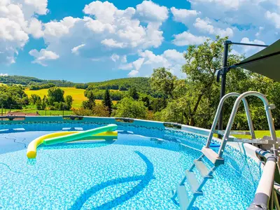 PoolOfHouse