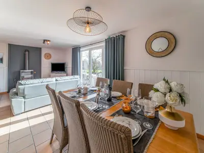 DiningRoom DiningRoom