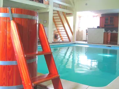 PoolOfHouse