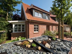 23993196-Ferienhaus-5-Spiekeroog-300x225-1