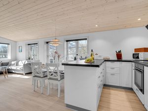 23720300-Ferienhaus-5-Spøttrup-300x225-5