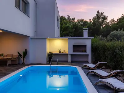 Ferienhaus für 8 Personen (150 m²) in Srima 6/10