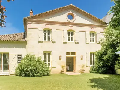 house house