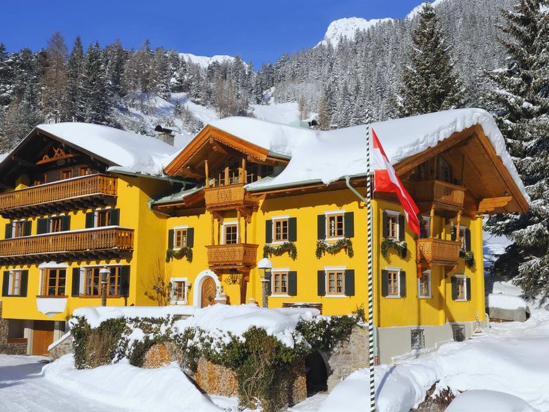 23898131-Ferienhaus-14-St. Anton am Arlberg-800x600-0