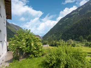 23671345-Ferienhaus-18-St. Gallenkirch-300x225-4