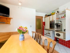 23671345-Ferienhaus-18-St. Gallenkirch-300x225-5