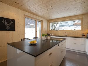 24047606-Ferienhaus-8-St. Gallenkirch-300x225-5