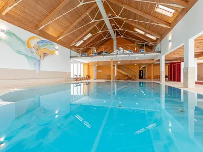PoolOfHouse