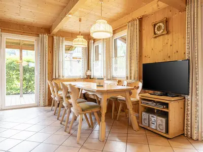 DiningRoom