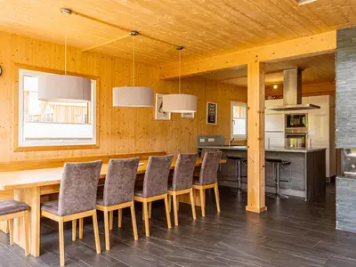DiningRoom