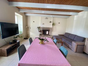 23338413-Ferienhaus-5-St. Jean-Trolimon-300x225-1