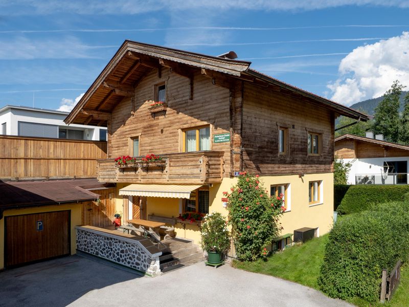 22674039-Ferienhaus-8-St. Johann in Tirol-800x600-0