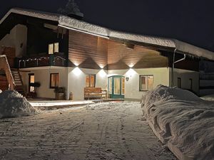 19022730-Ferienhaus-7-St. Johann in Tirol-300x225-5