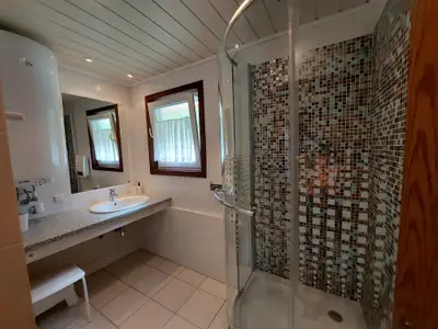 Bad Haus 1