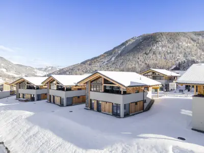 Außenseite Ferienhaus [Winter]