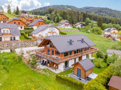 Außenseite Ferienhaus [Sommer]