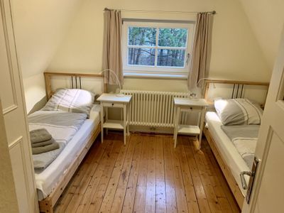 4. Schlafzimmer mit Einzelbetten