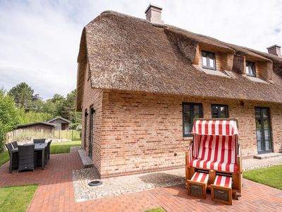 Terrasse mit Strandkorb