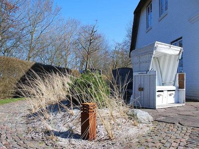 Terrasse mit Strandkorb