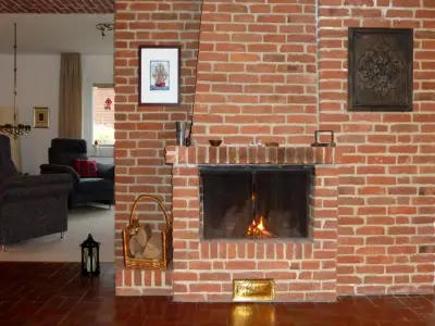 Kamin-/Ofen