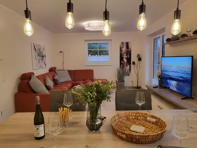 Wohnzimmer/Sofa