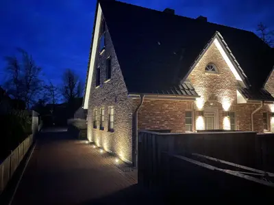 Hausimpression bei Nacht