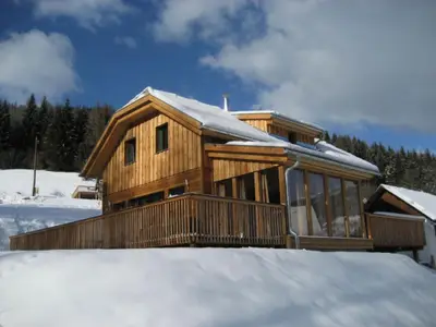 Außenseite Ferienhaus [Winter]