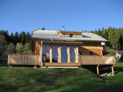 Außenseite Ferienhaus [Sommer]