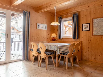 DiningRoom