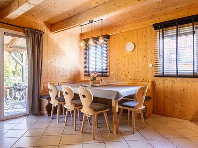 DiningRoom