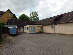 24037229-Ferienhaus-6-Stadtoldendorf-300x225-3