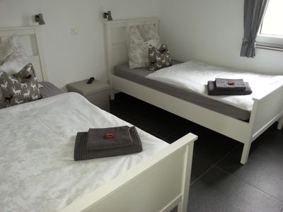 Schlafzimmer 2