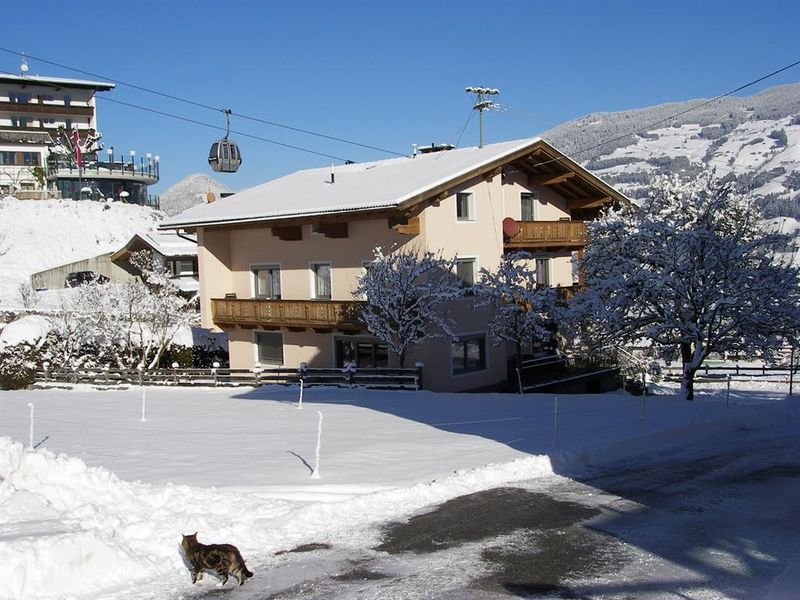 Zillertal-Fügenberg-Landhaus-Kröll-Gästehaus-Winte